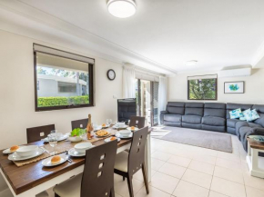 16 'Carindale' 19-23 Dowling St - Ground floor, Foxtel, Pool and Tennis Court